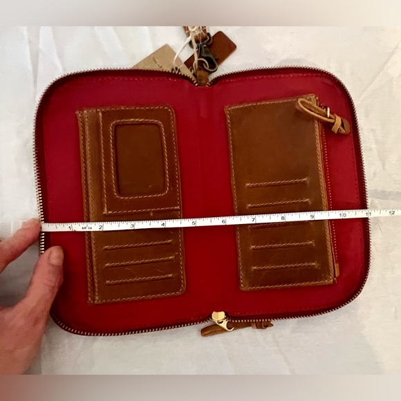 Oak River Wallet, Brown distressed, Genuine Leather - Picture 8 of 13